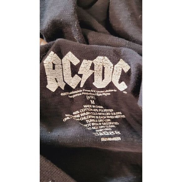 AC/DC tshirt  - Picture 3 of 6